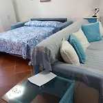 Domus Eleonora A Due Passi Dal Mare 펜션