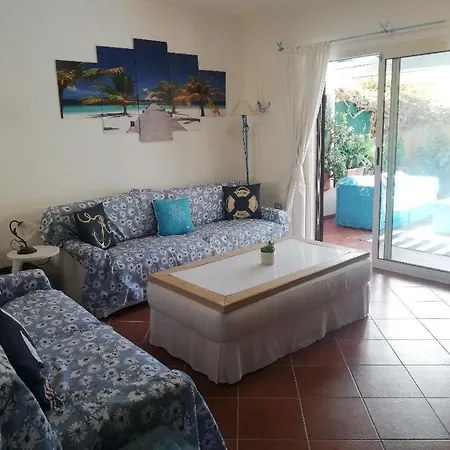 Domus Eleonora A Due Passi Dal Mare 度假居 阿兰奇湾城